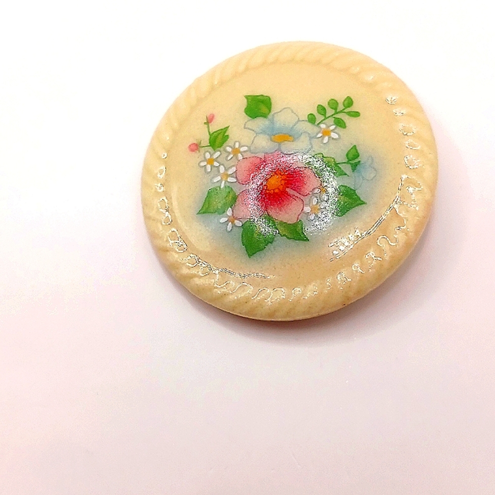 Avon Flowers Round Brooch White Ceramic Vintage